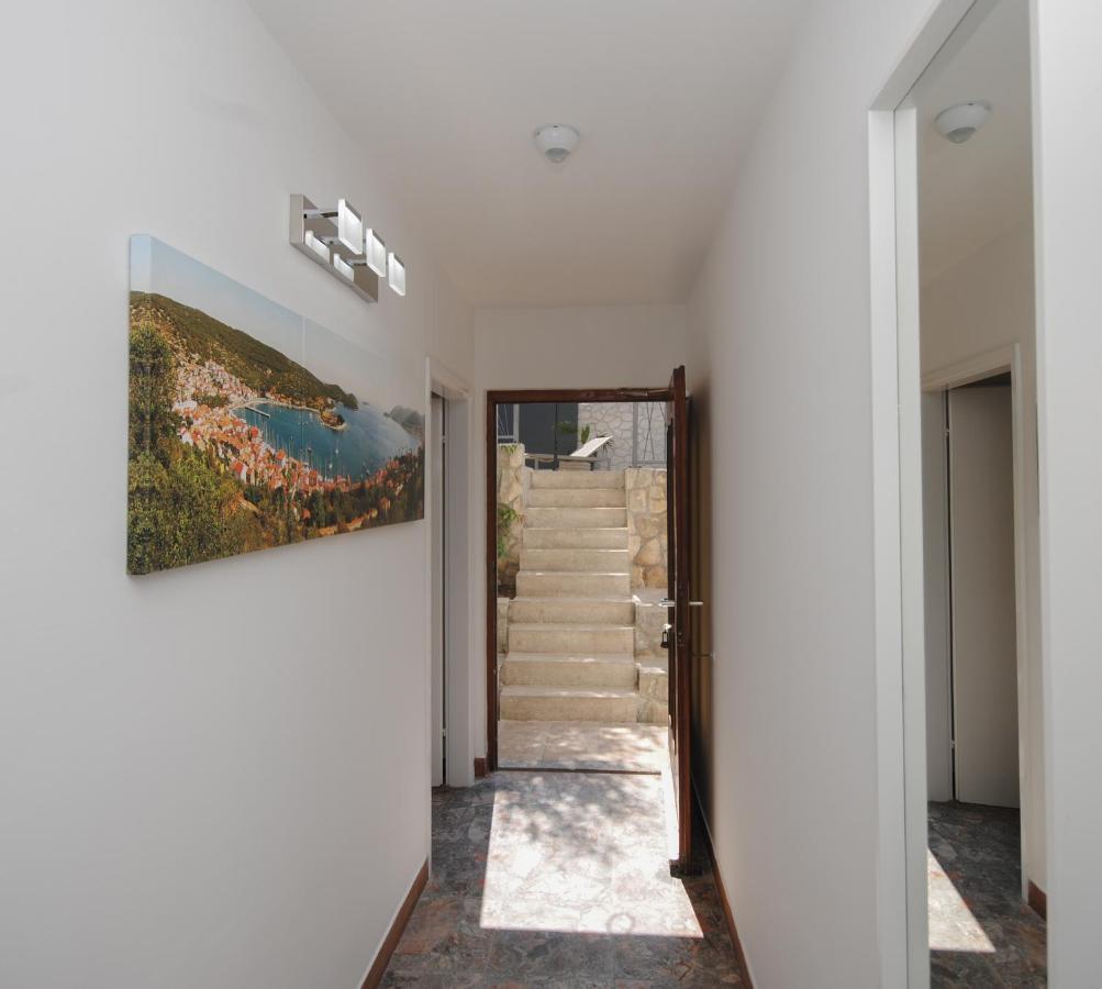 Rooms Dilk Вис Екстериор снимка