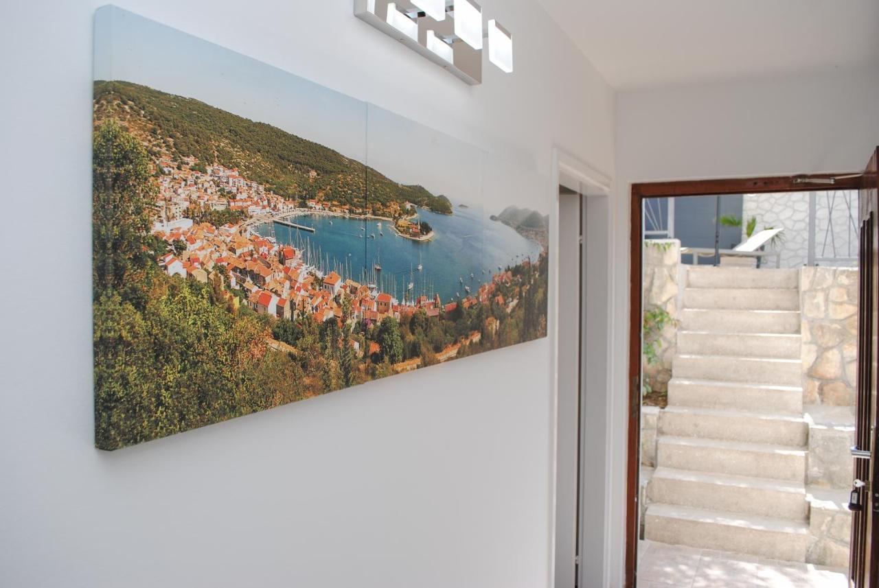 Rooms Dilk Вис Екстериор снимка